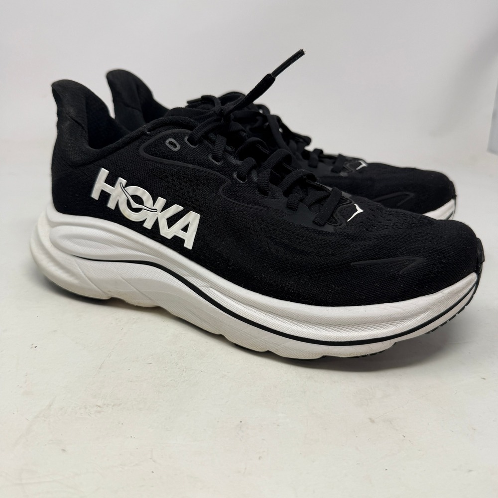 Hoka Running Shoes Womens 8 B Clifton 10 Black White Cushioned EUC